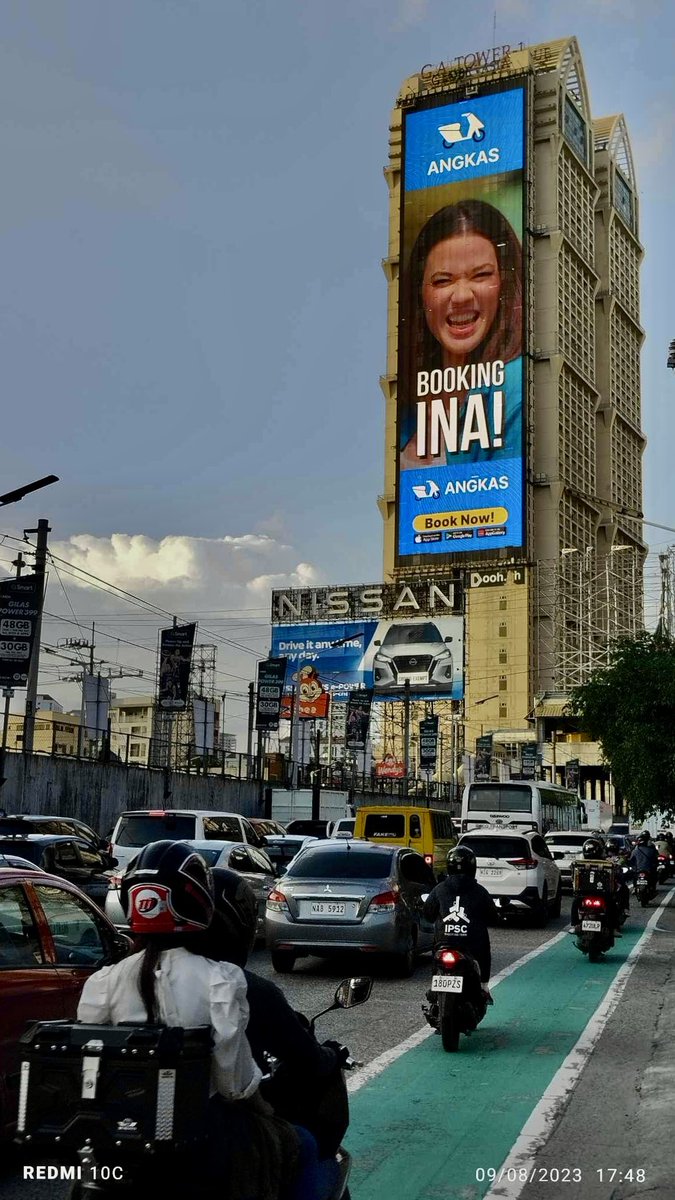 Outdoorman83's tweet photo. #bookingina ❤️
Para sa Motoristang Ina … at iba pa ! 🇵🇭
Angkas #foryou #mother #spectacular #iconic #daily #traffic #allday #rushhour #school #openingsoon #oneedsa #edsa #ooh #outofhome #artofoutdoor #dooh #philippines #metromanila #gudalalupe #highest #trafficcount #digital https://t.co/iHELrl0gvN