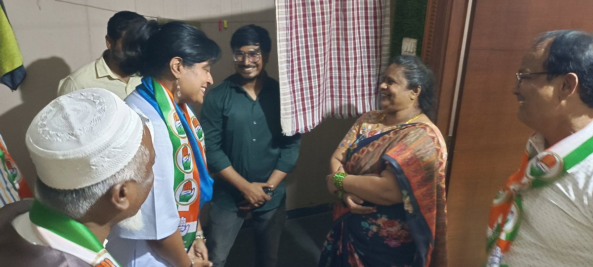 ibrahimpatelinc's tweet photo. Dr. @KotaNeelima Ji
TPCC General Secretary,
MLA Aspirant Candidate
#SanathNagar #Consituency

Yesterday we visited Sanathnagar Division

@RahulGandhi @revanth_anumula https://t.co/bEq8wwWZZg