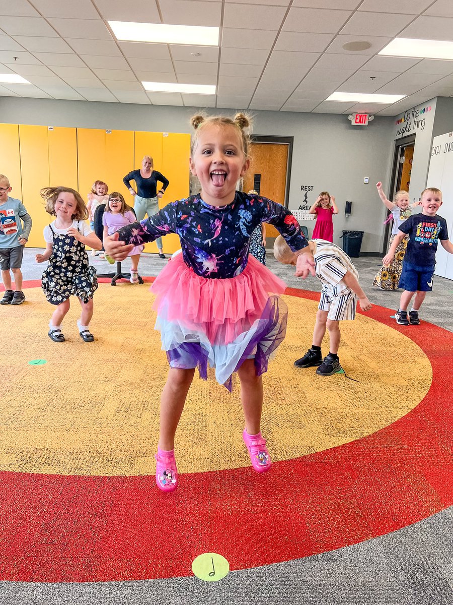 EPSHudsonMusic tweet media