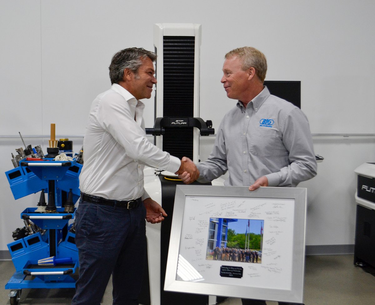 BIGDAISHOWAInc's tweet photo. We're thrilled to honor this impressive milestone as SPERONI celebrates 60 years of excellence! Here's to innovation, quality, and a remarkable partnership. Cheers to many more years of success!
#Speroni #BIGDAISHOWA #Innovation #Partnership #Success https://t.co/ybFFQyg0mU