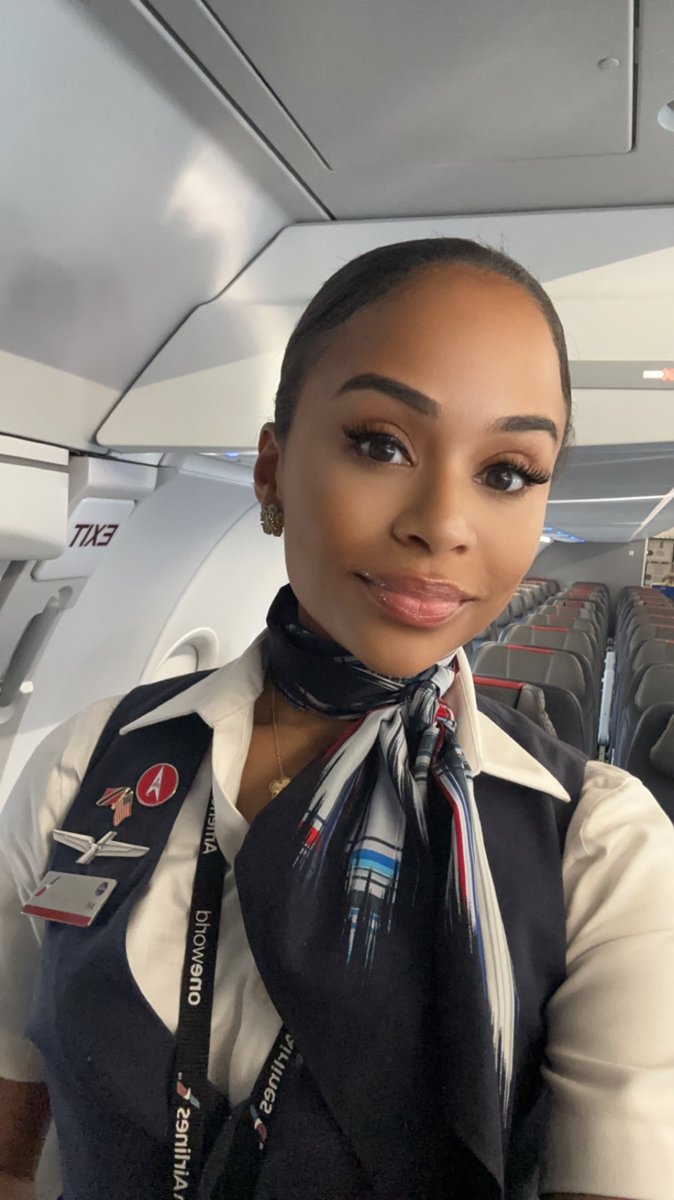 LoveAlwaysAvi's tweet photo. It’s go home time 🛫🗽 https://t.co/9ynWc4113E
