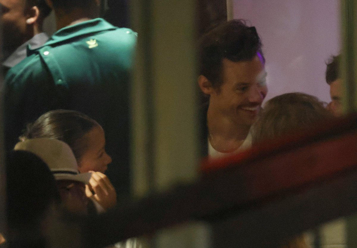 HS Candids tweet media