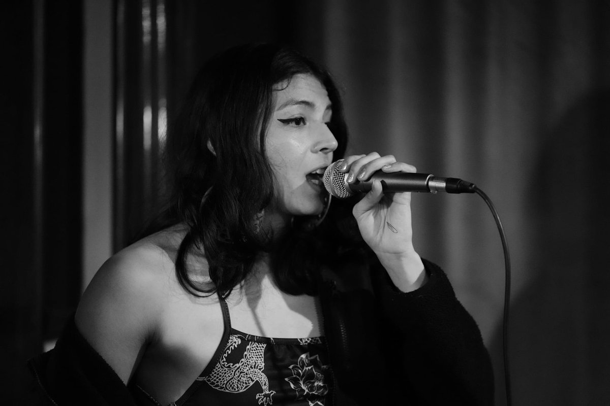 CreativeForgeSt's tweet image. Getting out of the forge, the new song of @BarbaraJirafa is about to be released. We are excited to share with you this amazing team work. Stay tuned #musicnews #creativeforgestudios #singer