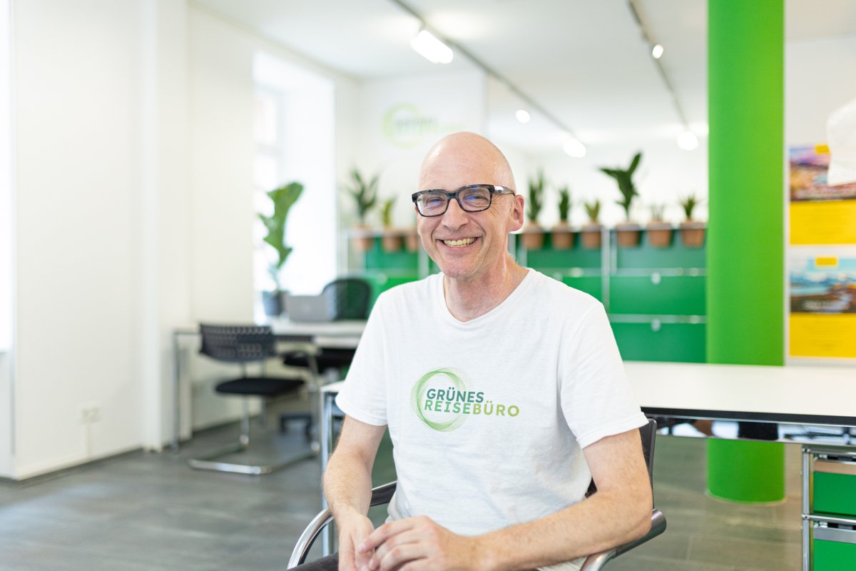 gruenesreisebue's tweet photo. Der Wochenticker vom 10. August 2023.
#GrünesReisebüro #Freiburg #nachhaltigkeit #atmosfair #reiseveranstalter #reisebüros #nachhaltigerUrlaub #nachhaltigeFerien #forumandersreisen #lcctravel #lccurlaubswelten
https://t.co/hLU1WWkkZy https://t.co/040kfnWlxl
