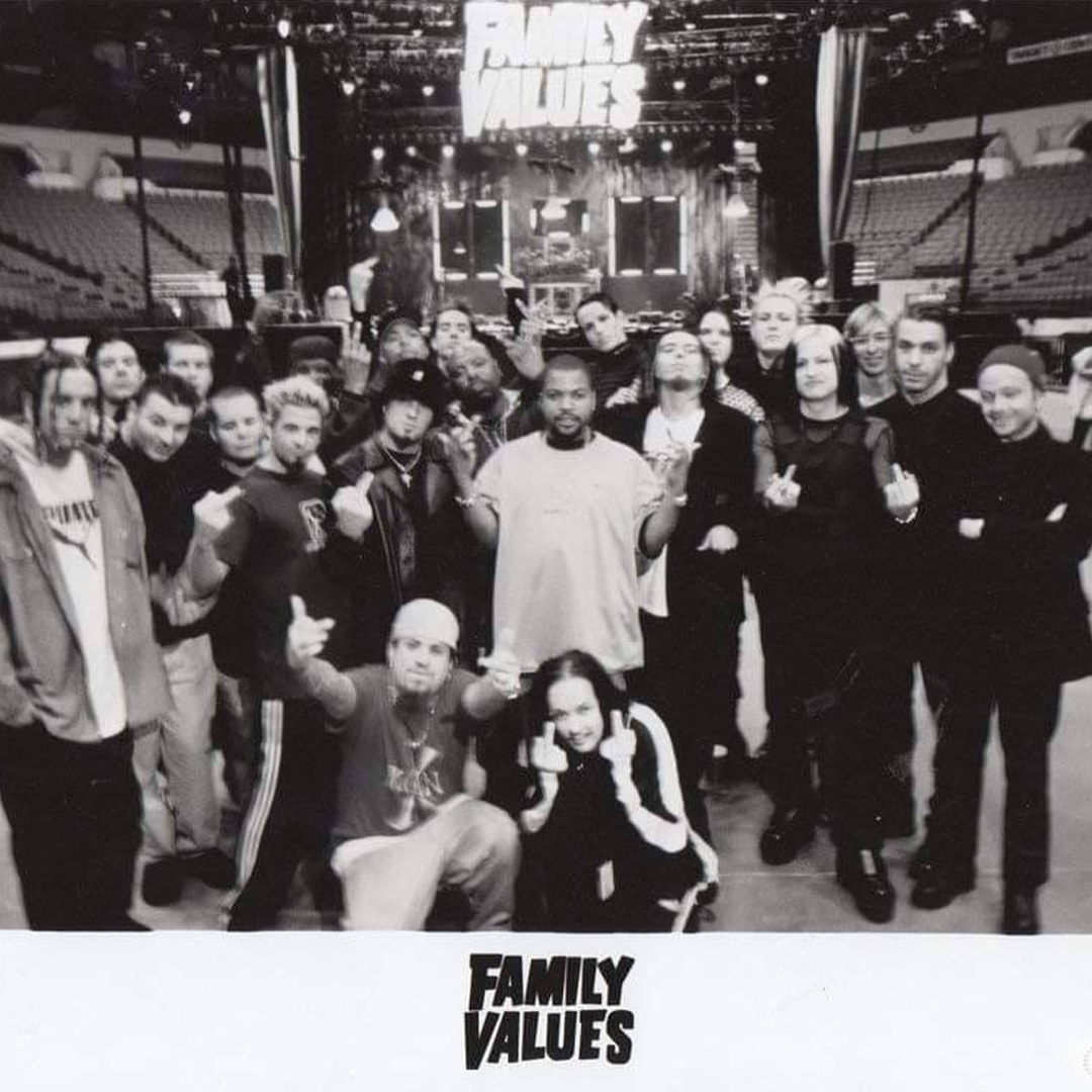 Korn's tweet photo. “This idea [Family Values Tour] started super early. For years, we always wanted to do a festival and put something together that was new. We went back and forth and figured out what we were going for and how to do it. It was fun. It was about showing what was going on at that time. We were at a turning point in heavy music and it felt huge… we wanted to put something on that showed what the fuck was going on. Everyone was given a full production so it felt like you were getting a headline show from all of the bands.” - @JDavisOfficial #FollowTheLeader #FTL25 #FamilyValuesTour