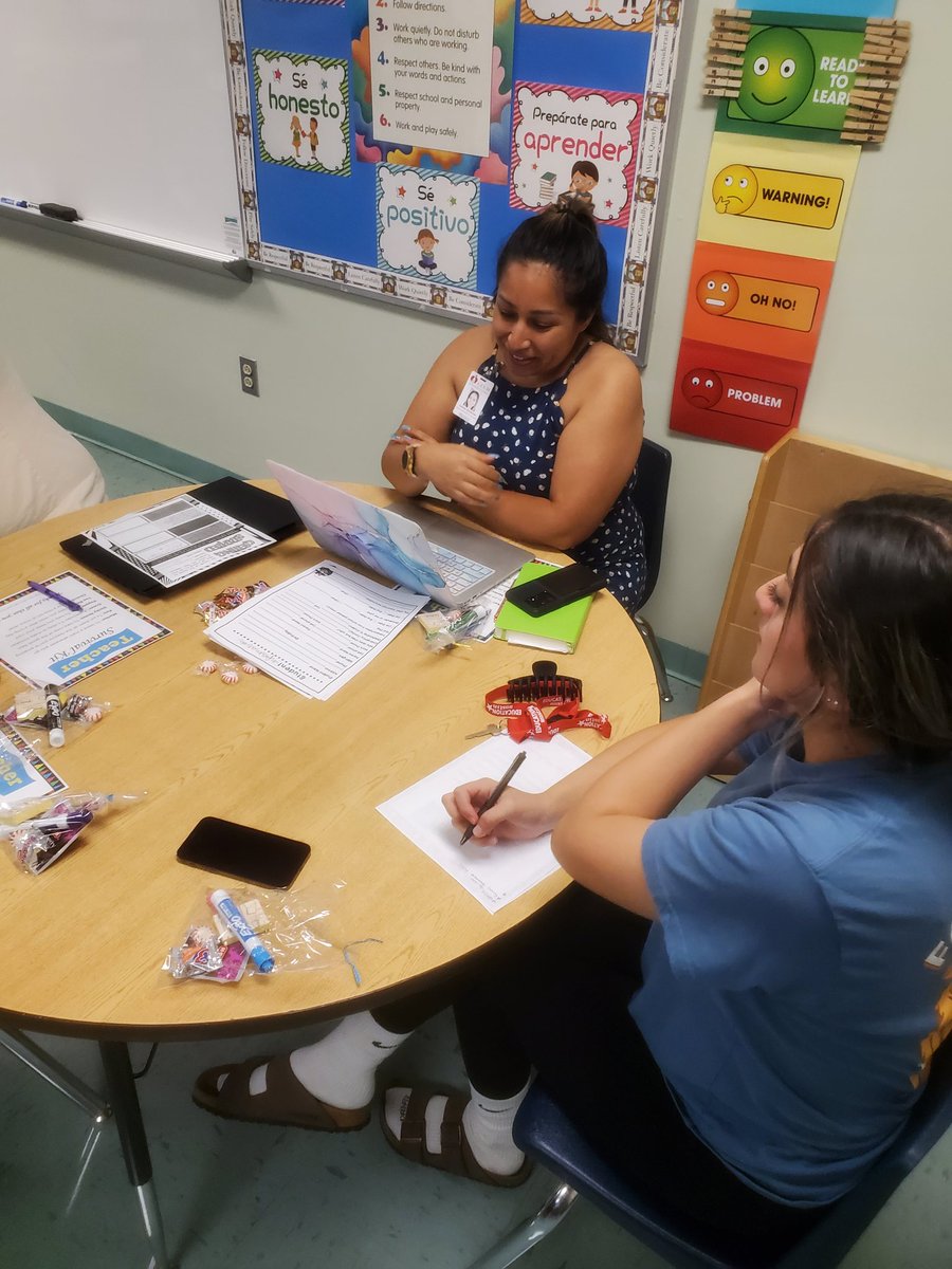 McBeeChapaGarci's tweet photo. Beginning of the year Mentor and Mentee meeting was a success! Great collaboration! @ElementaryMcbee @AustinISD @Ms_MMartinez @MsHuerta512 @AISD_SEL_CPI #whymcbee https://t.co/j5sym1Tsrg
