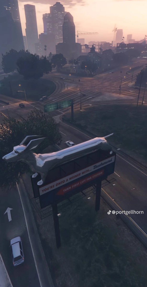 RStarUniverse's tweet image. POV: #GTAV is abandoned when #GTAVI comes out!