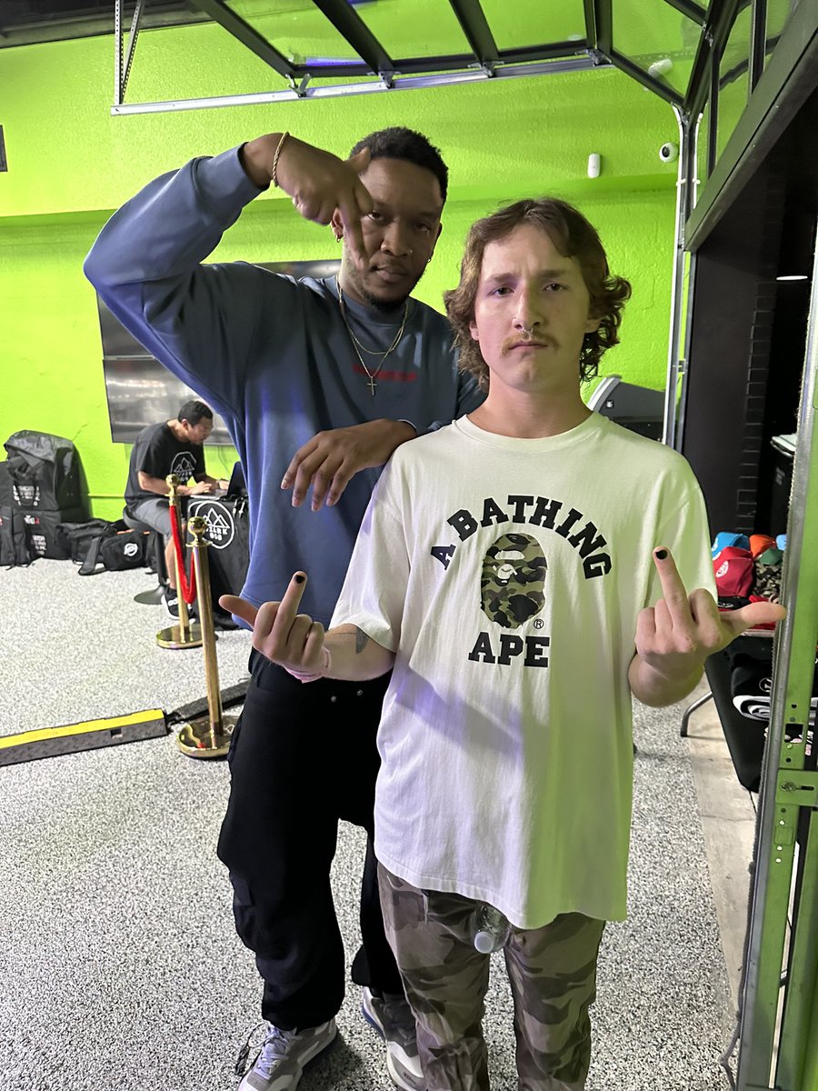 Scooter_Gentry's tweet photo. Idontknowjeffery https://t.co/tBghze89BZ