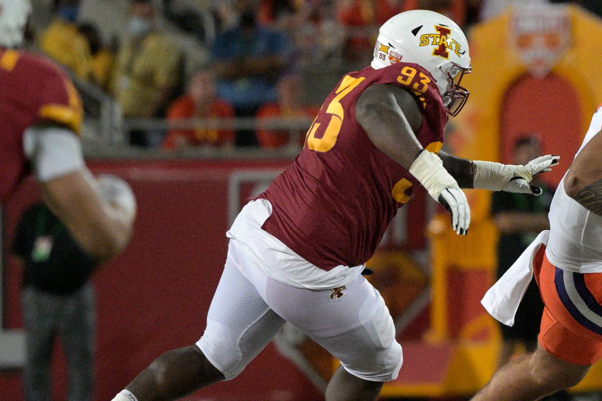 MurphyKeith's tweet image. Going through the criminal charges against three Iowa State football players, and we have a player allegedly betting against his own team. This is all worse than most of us thought.

The allegations: 

Isaiah Lee: 115 bets for $885. 21 wagers on 12 Iowa State football games from…