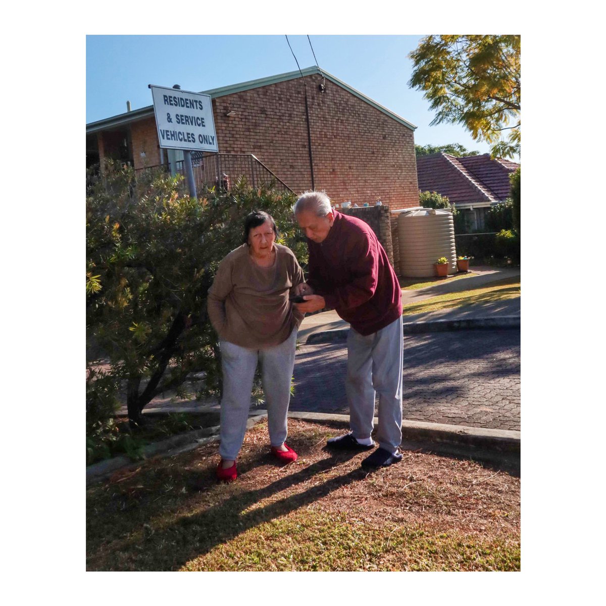 dnrylands's tweet image. Residents #checkingphone