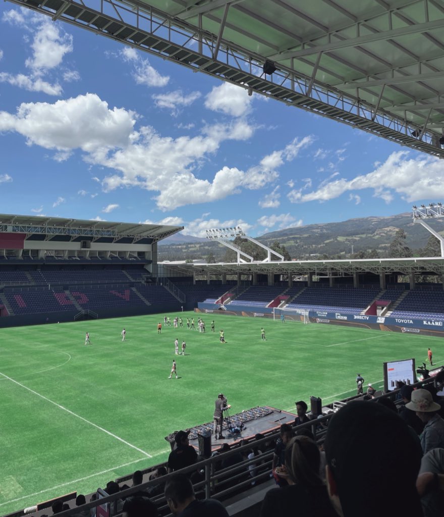 markocooper's tweet image. IDV