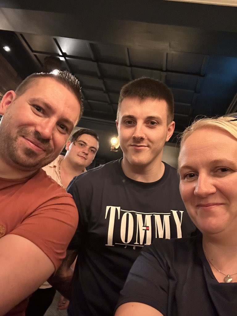 nctonkin's tweet photo. @HotSpotQuiz @SpeedQuizzing @HSQAcademy @TheUrmston @DaveDDecks @TrophiesByVicki @TransamTv @yoururmston @ShazHolt @MsLilyLees @MCRCraftPlease @fatlandlord10 @DazzyG_13 @LongNosedBear @NeilW76487105 @Warrenjanj #forgetmeTHOTS and #wheresed 😂😂 https://t.co/NQRInmnR7E