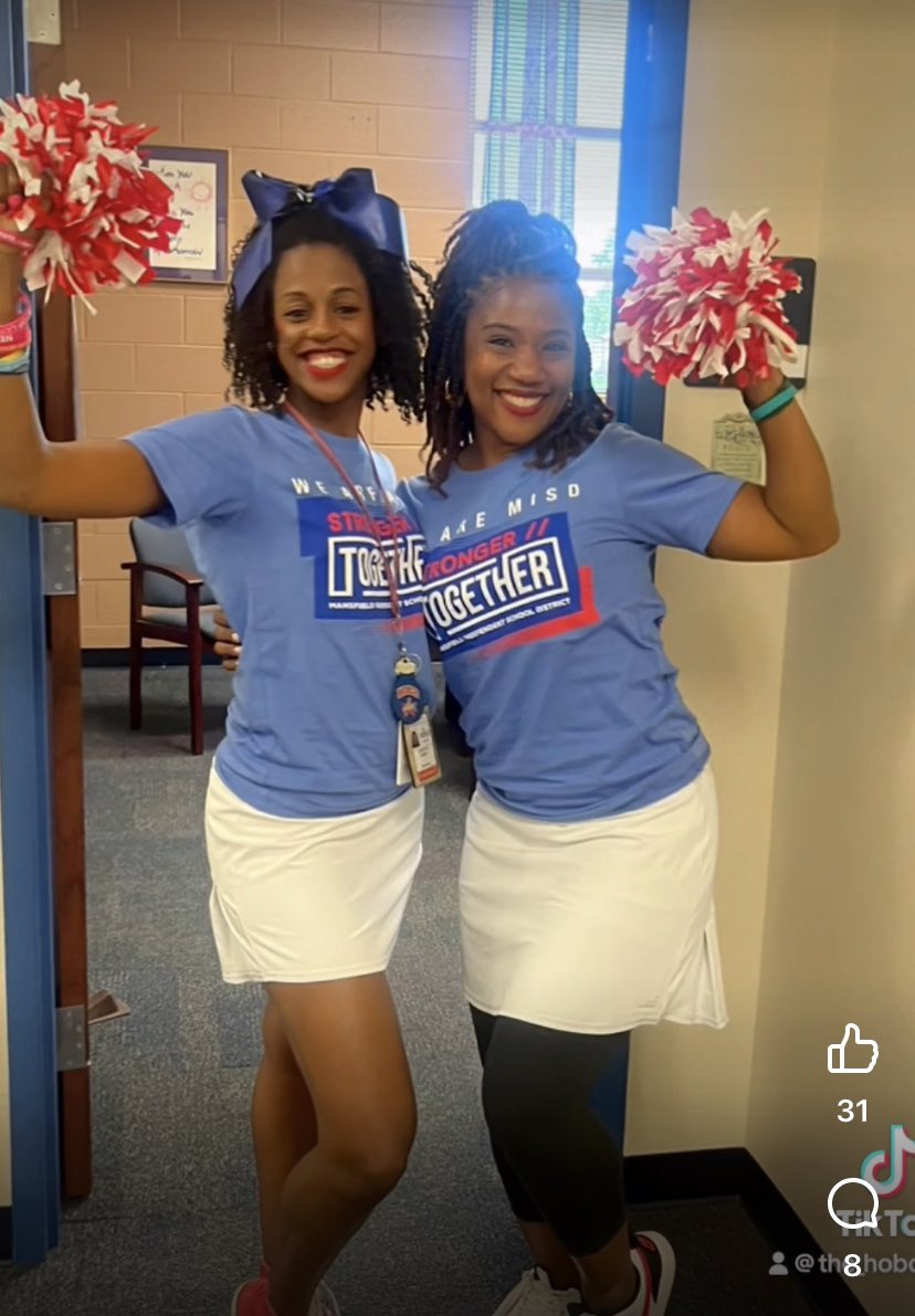 Let’s get it started in here! We are strongHER together!💪🏾🙌🏽