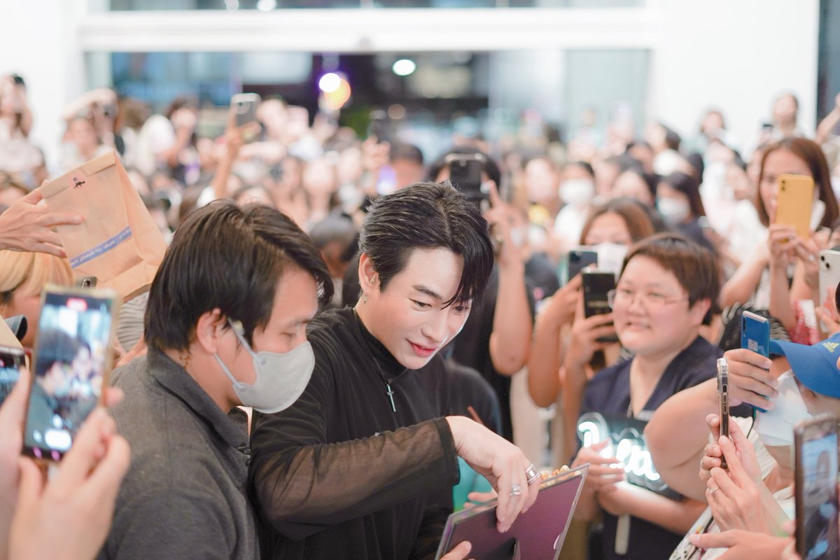 PeckPalitOfficial tweet media