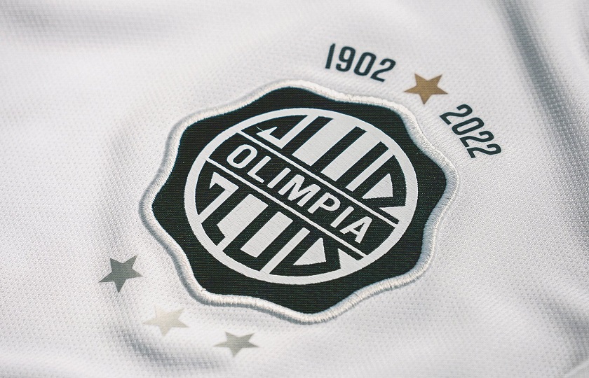 Clubes paraguayos que eliminaron a doble partido al VIGENTE CAMPEÓN en Copa Libertadores: Olimpia a Boca Juniors en 1979 (final) Olimpia a Atlético Nacional en 1990 (semis) Olimpia a Boca Juniors en 2002 (cuartos) Olimpia a Flamengo en 2023 (octavos) OLIMPIA. SIEMPRE OLIMPIA.