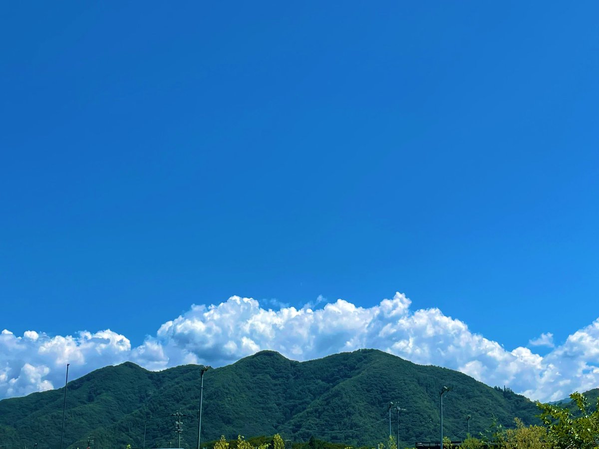 ko_takasawa's tweet photo. おはようございます！今起きたわけじゃないですが😆

昨日の夜中長野に帰省しました！
夏休みっぽい。 https://t.co/kMokeIf1cf
