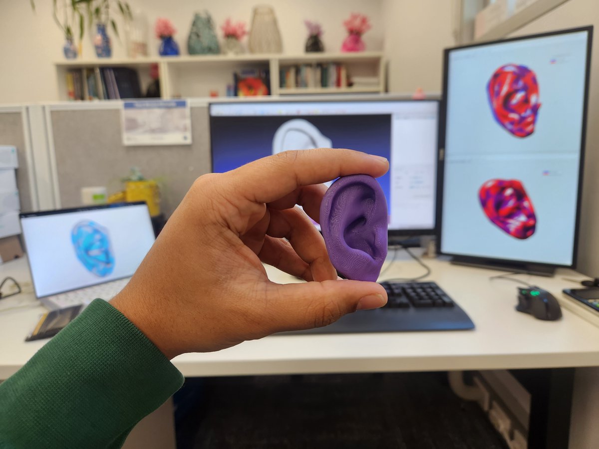 ⭐️BTM SPOTLIGHT⭐️Prayag has been hard at work 3D #scanning to create a #statistical shape model of the ear and optimizing post-processing technology. Stay tuned for some awesome outputs! 
#3DP #technology #frugal #ear #model #research #superstar #biofabulous