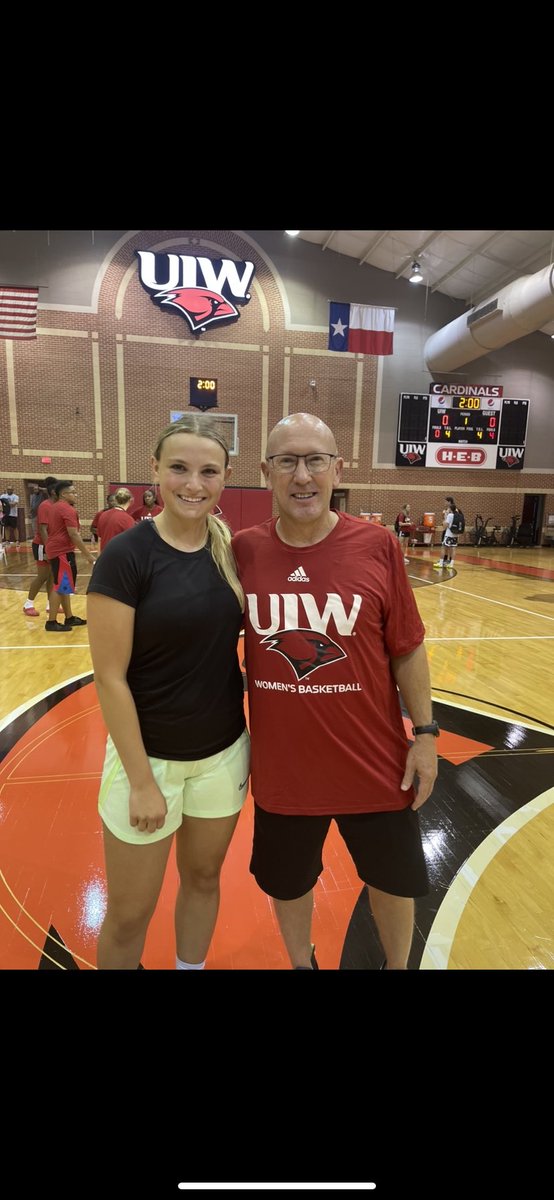 EmersonKyle0's tweet photo. Had a great time at the @UIWWBB elite camp last weekend!🔴🏀#TheWord @TMHSGBB https://t.co/YpOPbq3CK8