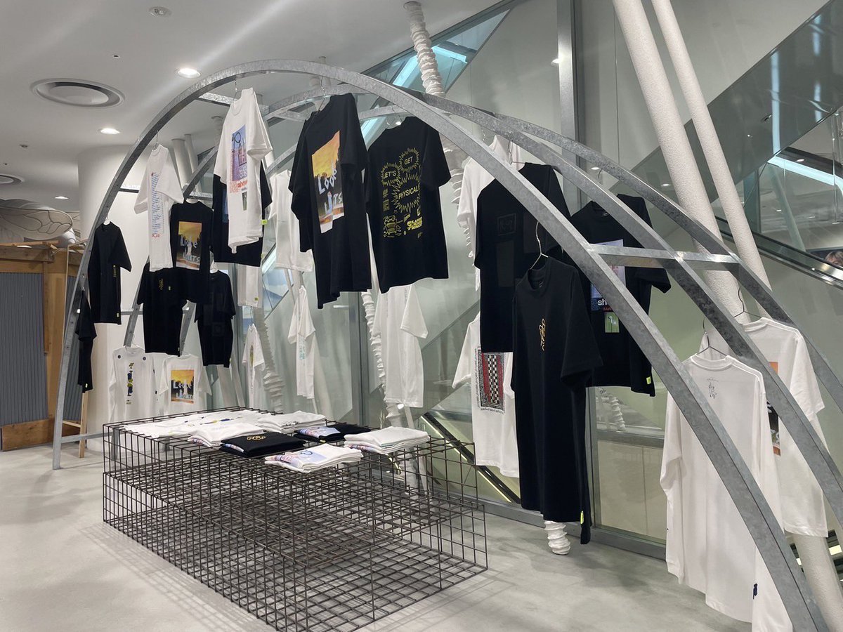 loosejoints 
Autumn Winter 2023 Collection
“Let’s Get Physical’’
Exclusively pop up in Dover Street Market Ginza 6F!!!
⁡
<a href="/DoverStMarket/">Dover Street Market</a> ginza
⁡
loosejoints All-star line up！
⁡
Meet Me in Ginza. 
⁡
#doverstreetmarketginza #DSMG #loosejoints #AW23 #LetsGetPhysical