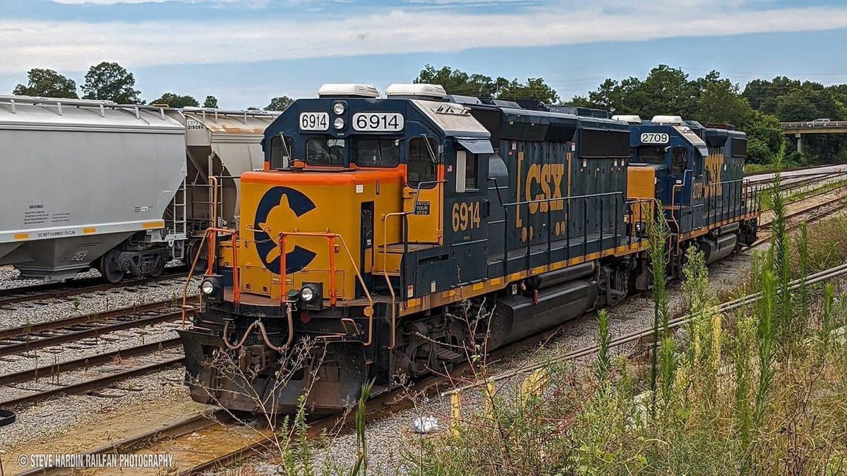 The Illustrated History of LMS Standard Coaching Stock