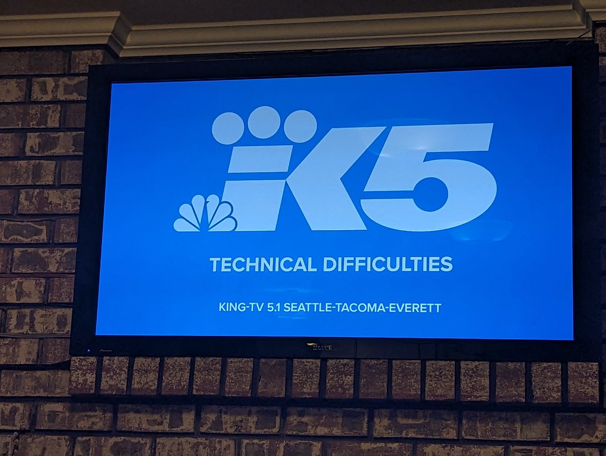 New rule at <a href="/KING5Seattle/">KING 5 News</a> : go to this screen on scoring drives. Holy hell.