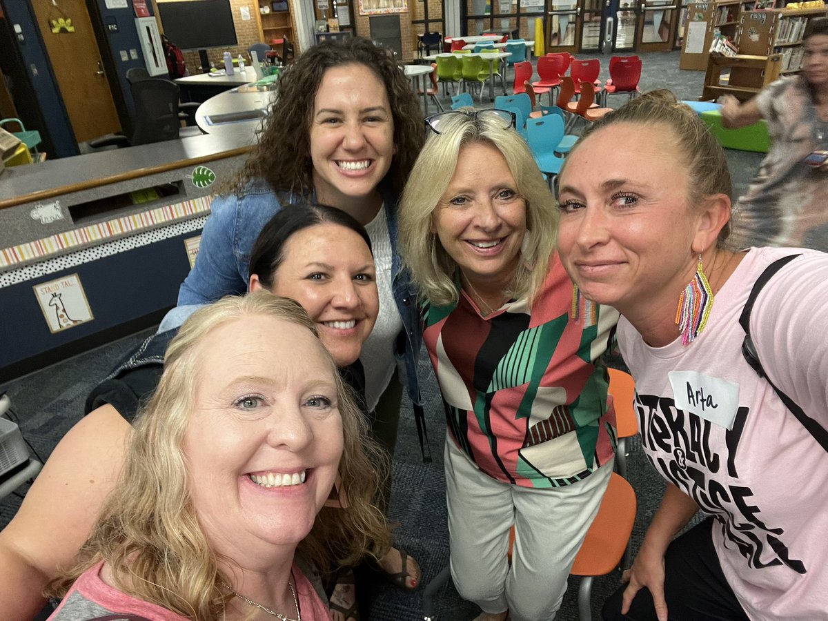 coachingyeti's tweet photo. ⭕️ At wonderful Woodman for days 1 and 2 of Restorative Practice training from iirp’s great Suzanne! Such an honor to be welcomed and included by such a positive staff. ❤️ #grateful #safeyandtrust #wecircletogether #becuriousnotfurious #feedbacknotfailure https://t.co/GZZohH6vUU