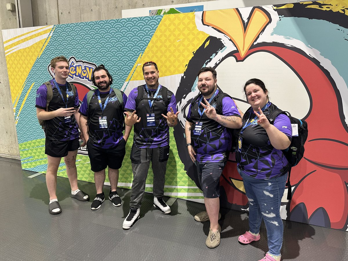 ZachLesagePTCG's tweet image. Ready to play Worlds Day 1 in Yokohama, Japan! Obvs not the full team roster, but I love all of our wonderful @TheShuffleSquad teammates, and I’m so hyped we are all here! 

#TSSFamily ❤️