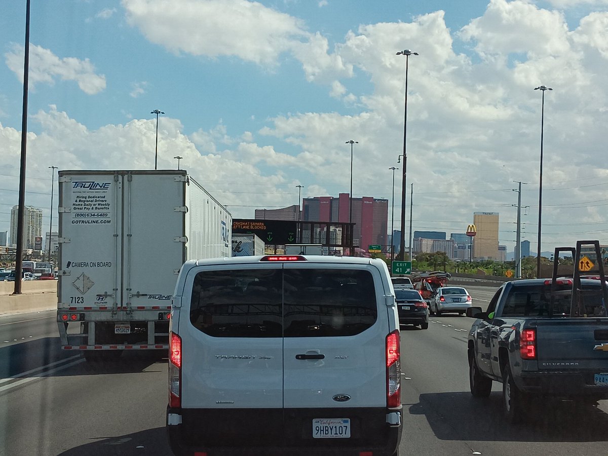 RealAlphaRaider's tweet image. Just pulling into Las Vegas. Woo hooo