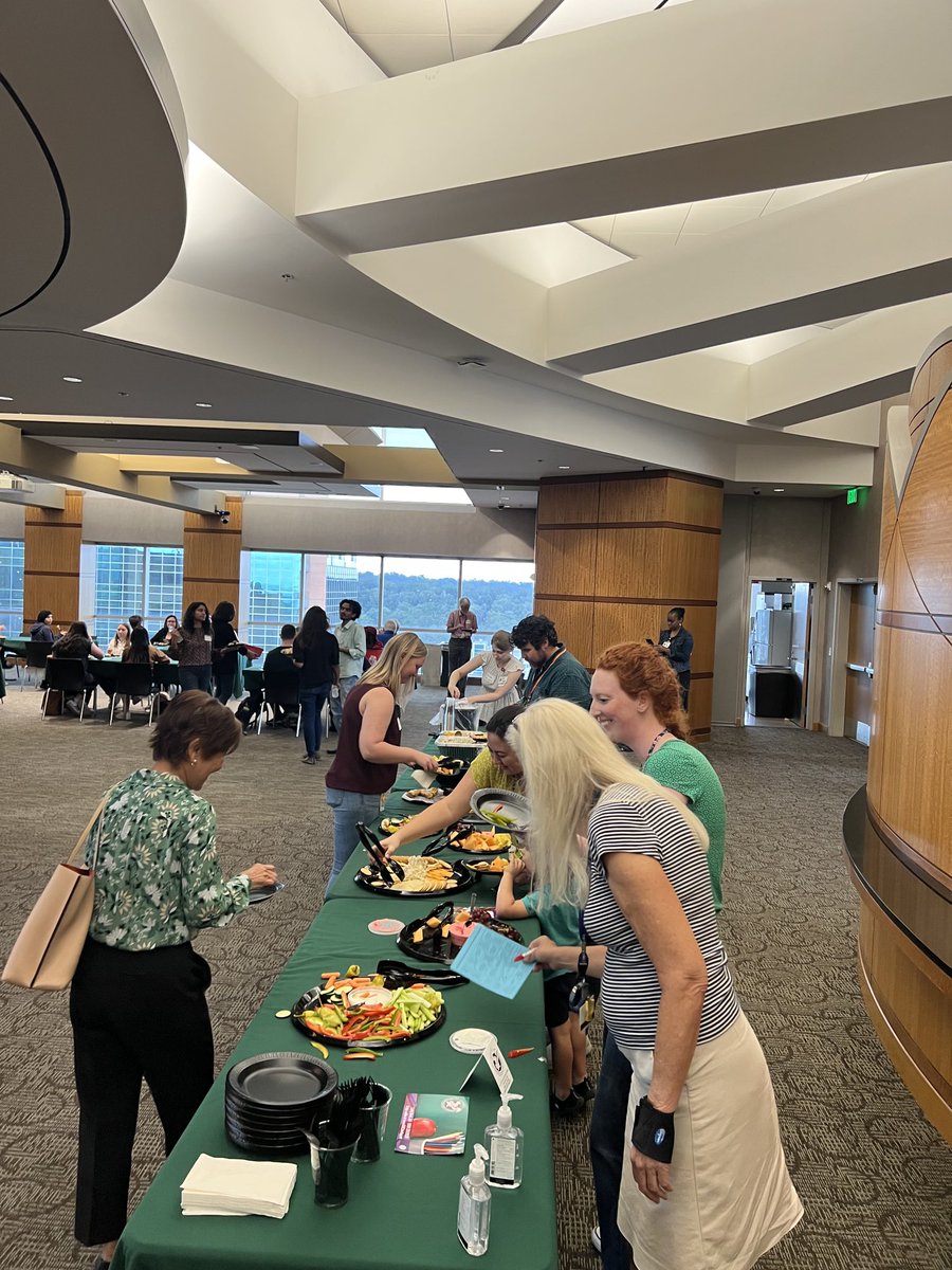 UAMS Physiology welcomes new graduate students! ⁦<a href="/TeresitaBellido/">Teresita Bellido</a>⁩