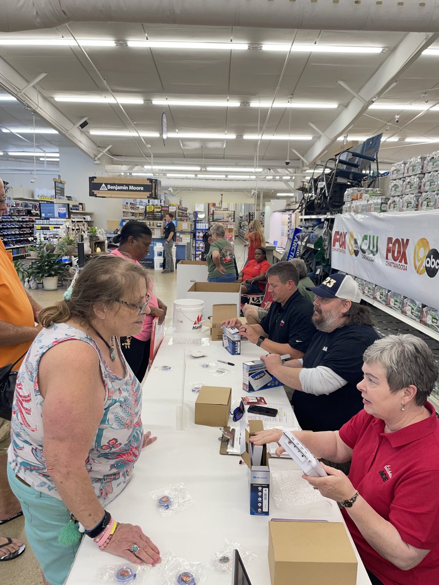 StormTrack9Dave's tweet photo. Weather “On the Road” today at Elder’s Ace on Hwy 58 for our Weather Radio Event. It was so nice meeting everyone!! #StormTrack9 #EldersAce #betterprepared https://t.co/cVdO48MSZE