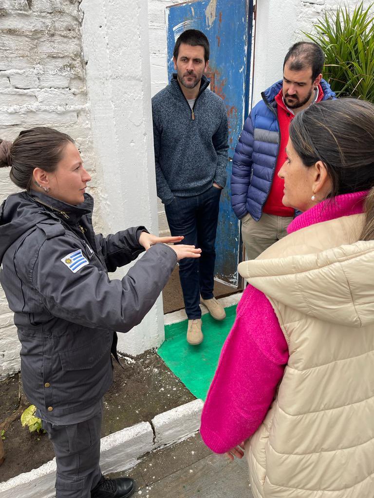 Visitamos la Unidad 23 del INR, en la que trabajamos con varios programas del <a href="/midesuy/">Ministerio de Desarrollo Social</a> ademas del trabajo intenso de la <a href="/dinali_uy/">Dirección Nacional de Apoyo al Liberado</a>.