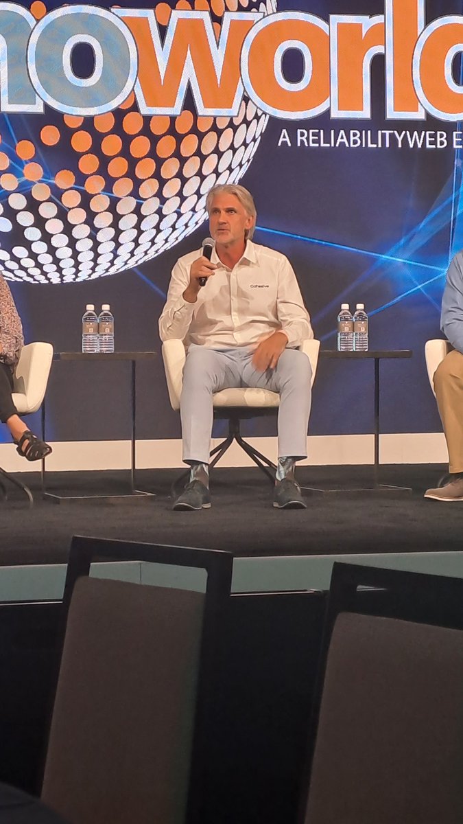 _cohesive's tweet image. Wrapping up @MaximoWorld 2023! On stage for the last Panelists discussion is Cohesive&apos;s David Armstrong @mainpilot
Talking about the journey Cohesive has been on to become the biggest Maximo  integrator globally. With presence on all 7 Continents!
See you in Phoenix, August 2024