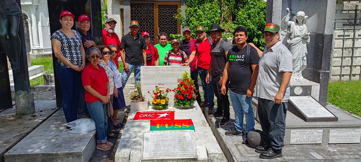 CIRACOFICIAL's tweet photo. En el marco del 92 aniversario del natalicio del #SindicalistaMártir de la unidad revolucionaria salvadoreña Rafael Aguiñada Carranza, las organizaciones que formamos parte de La @CIRACOFICIAL  conmemoramos su paso a la inmortalidad. @FussSv @JuventudCIRAC https://t.co/fGiW0zePd3