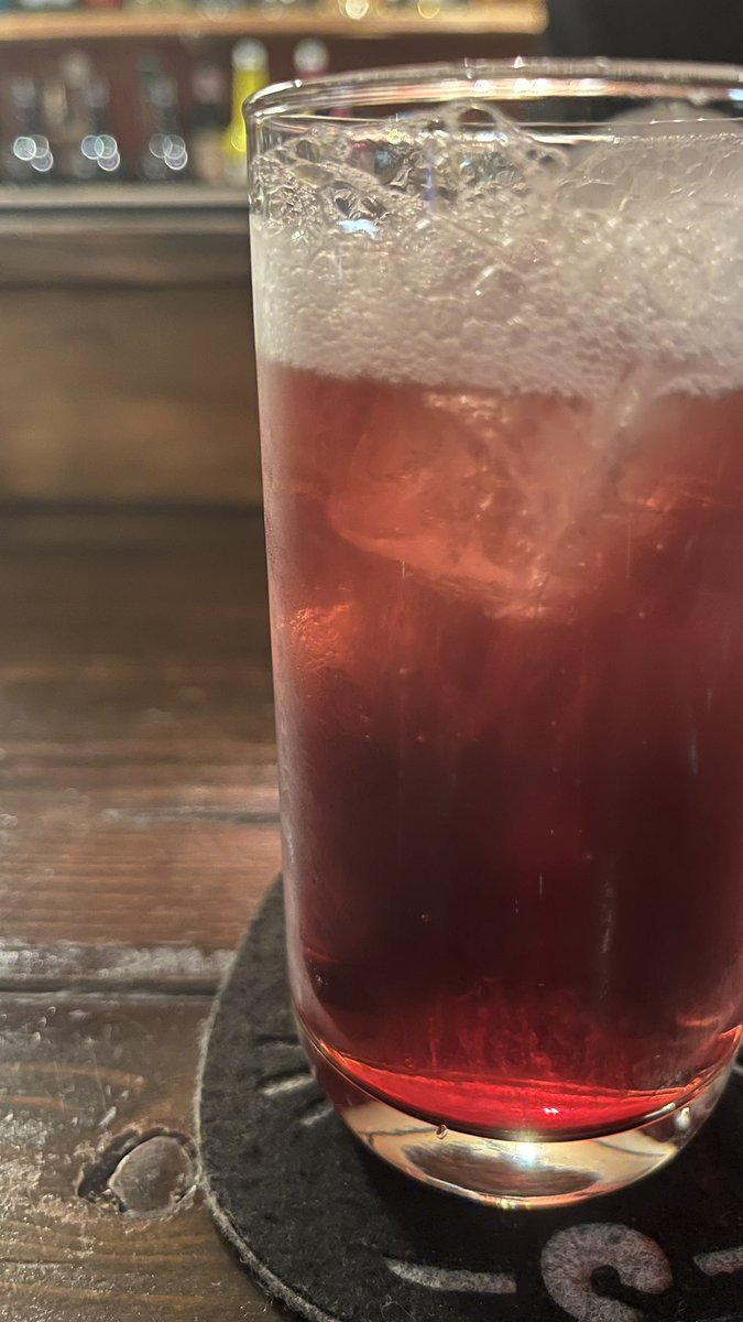 KameTeeHonu's tweet image. #bartime