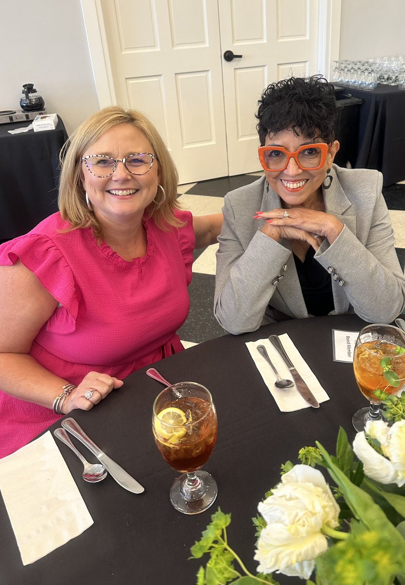 quinetta's tweet photo. I’m having a great evening catching up with my friend and fellow @CareSouthC board member Representative @HeneganPat tonight. #communityservant #coolglasses https://t.co/L0fHcgqMKD