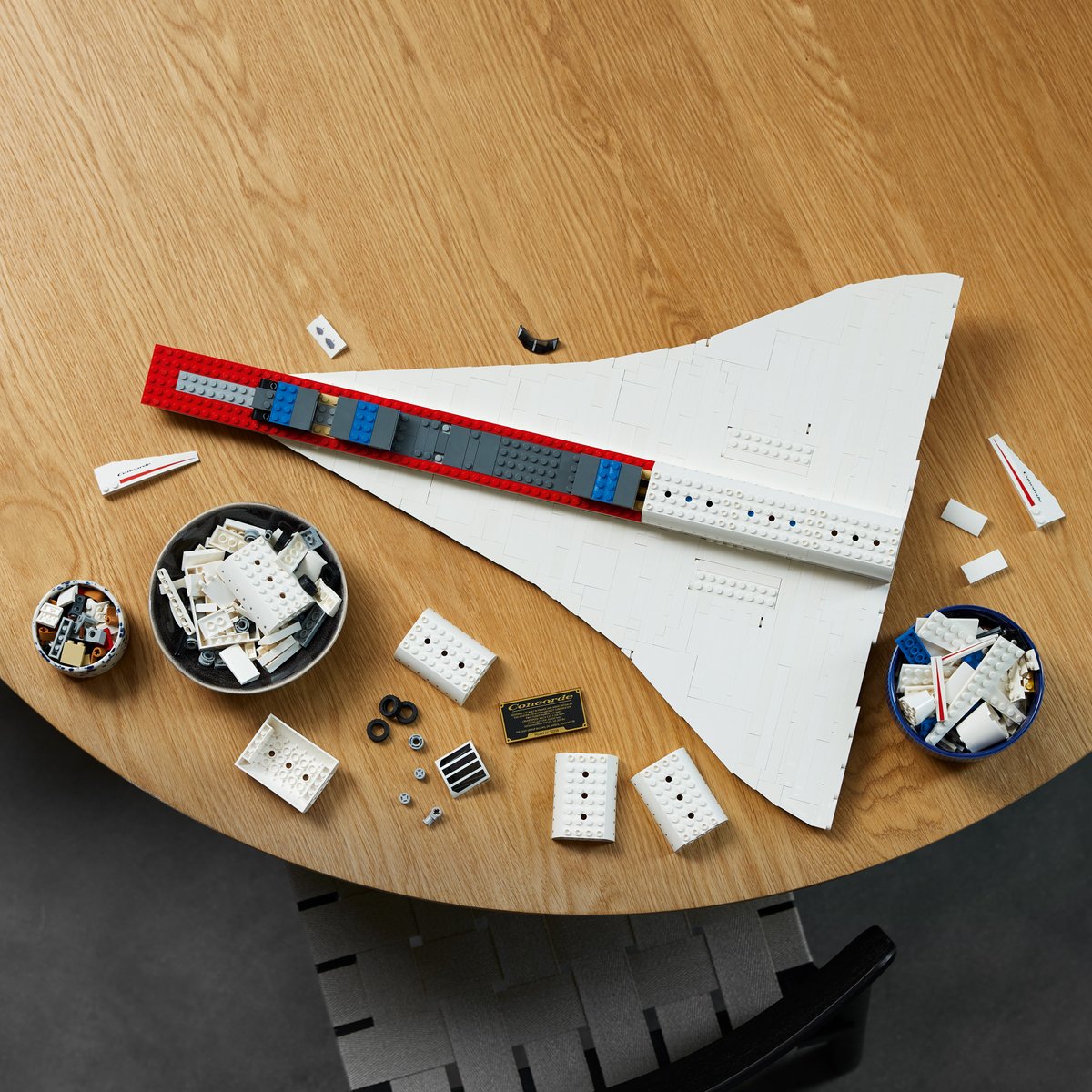 brickzip's tweet photo. LEGO Icons 10318 Concorde (2,083 pieces) officially revealed!
$199.99 / £169.99 / €199.99

🔗 You can read the full story and see more images at https://t.co/QtQSkvWaey 

#lego #legofan #legonews #afol #concorde #newlego #legoreveal #icons #legoleaks https://t.co/V7zeJKAGgo