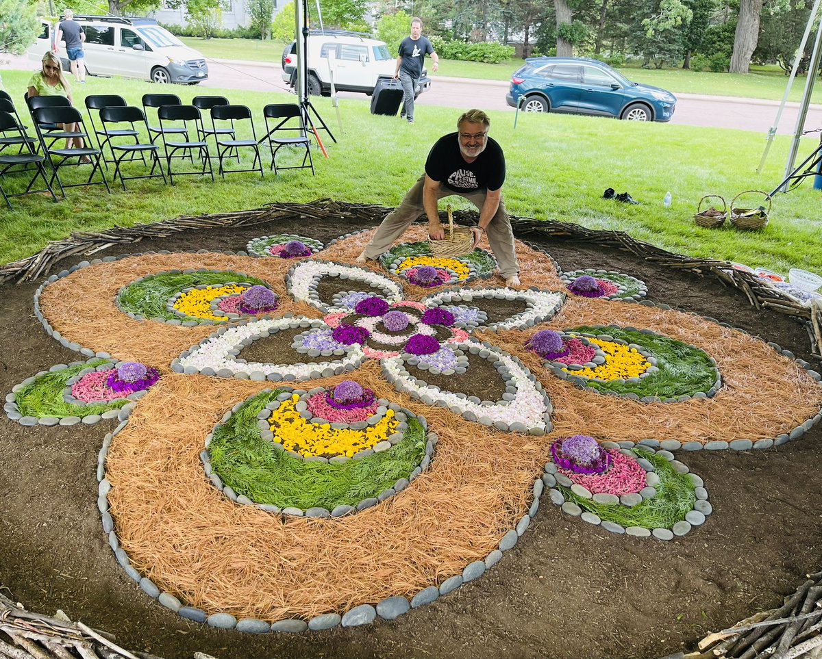 bobby_kountz's tweet image. @DerekRKing2 I hope you are well. The day you sent this out, I was preparing for travel to Minneapolis to help my Teacher and Mentor create THIS! See Pics!

Open Tag🏷️ #ShareYourStuff 
@MaryLSchmidt @sbssforme @AlexanderWayb @Wrix2 @julianna_author @thetaoishway @ElenaRuiz_Poet