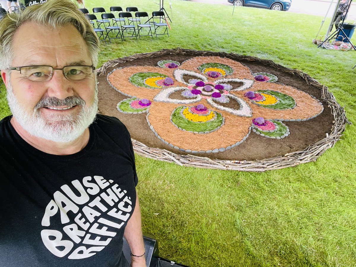 bobby_kountz's tweet image. @DerekRKing2 I hope you are well. The day you sent this out, I was preparing for travel to Minneapolis to help my Teacher and Mentor create THIS! See Pics!

Open Tag🏷️ #ShareYourStuff 
@MaryLSchmidt @sbssforme @AlexanderWayb @Wrix2 @julianna_author @thetaoishway @ElenaRuiz_Poet