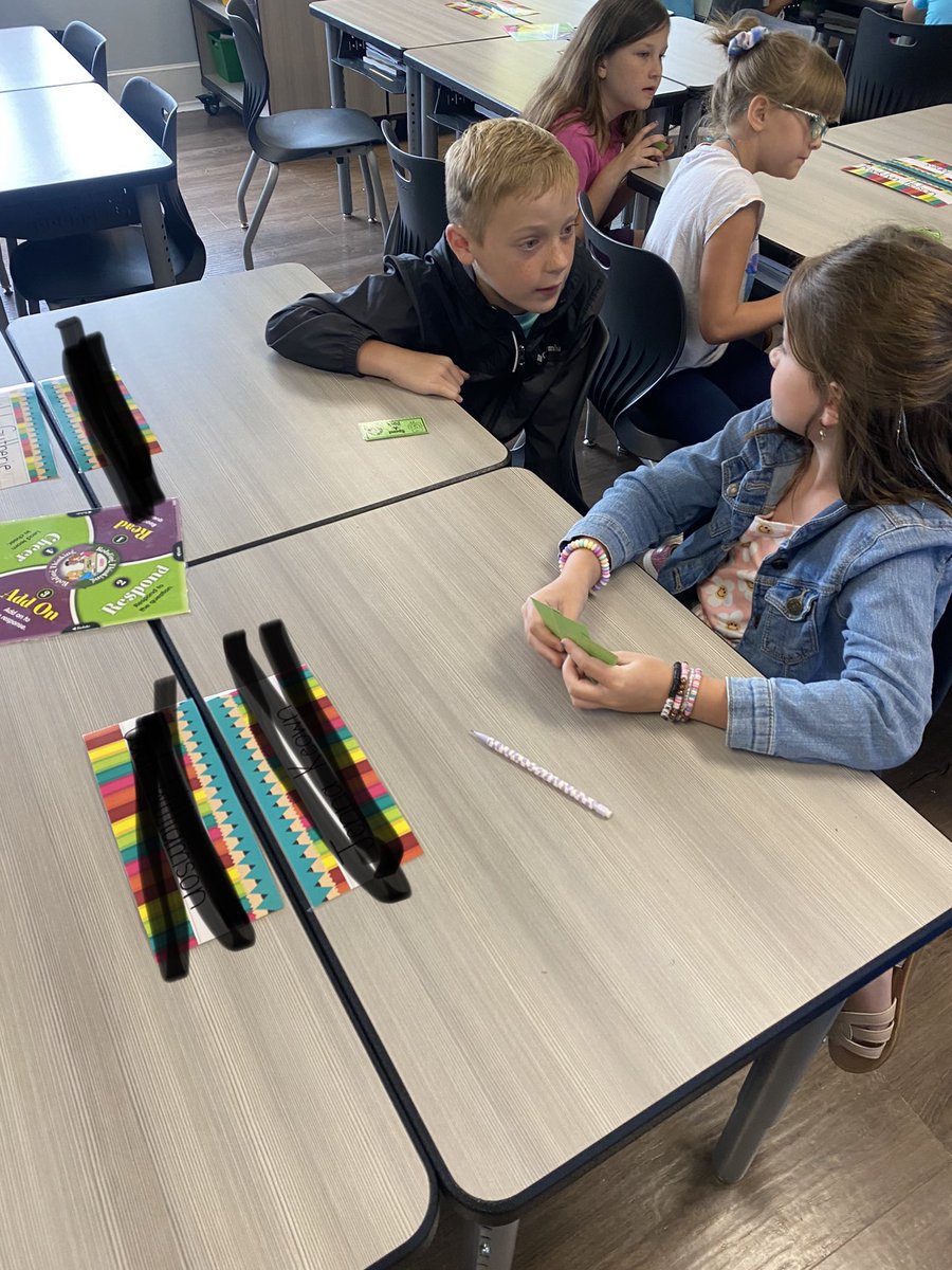 MsHill_2019's tweet photo. Kagan , Time Capsules, and Letters to our future selves made for a great 2nd day in  2nd grade! 💙💛 @nweseagles https://t.co/GLbilc6YaA