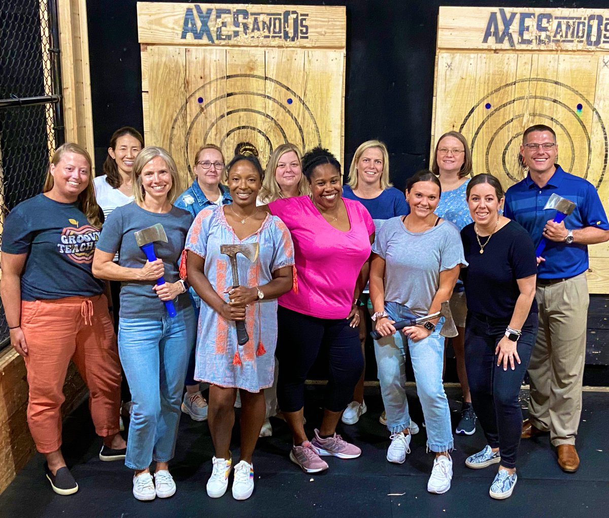 A great time axe throwing &amp; team building with our <a href="/SugarlandES/">Sugarland Elementary</a> Leadership Team 🪓 #DifferenceMakers