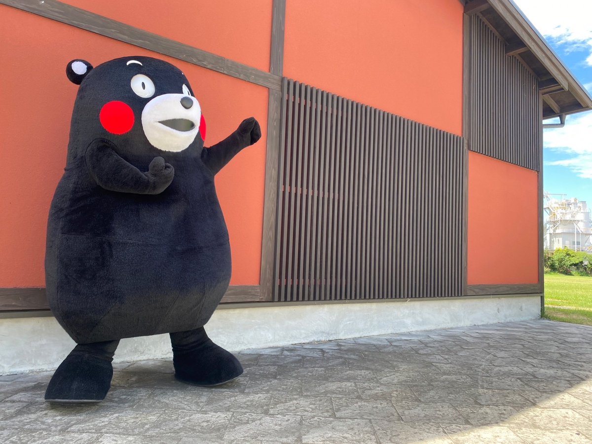 55_kumamon's tweet photo. おはくま〜！今日は金曜日、あとひとがんばりかモン！ https://t.co/npPHGVMMrU