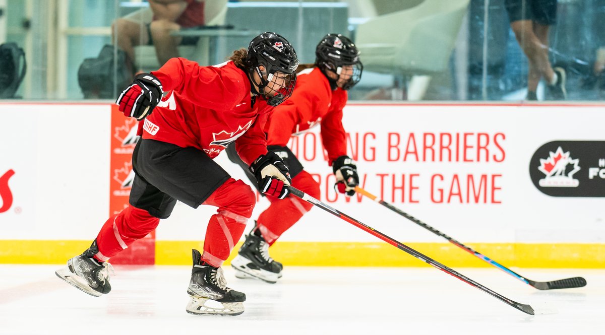 The National Women's Development Team has arrived and is getting to work at camp! 💪🏒

C’est parti pour le camp de l’équipe nationale féminine de développement! 💪🏒

<a href="/BFLCANADA/">BFL CANADA</a>