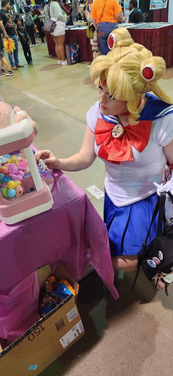 Our booth at <a href="/fanexpochicago/">FAN EXPO Chicago</a> is going strong! Come by and play our crane machine for a chance to win some prizes, ITS FREE! 📣

Booth CZ6!🥰

#fanexpochicago