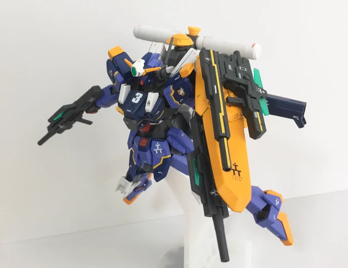 #誰にでも自分だけのティターンズがある 俺、ティターンズばっか作ってるのよ