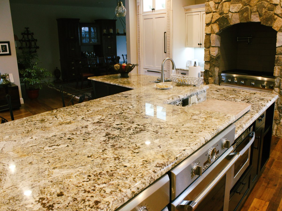 graniteandstone's tweet photo. This favorite from eight(!) years ago showcases an incredible L-shaped shaped surface that perfectly complements the stunning cabinetry and hearth-style range.

Schedule a free consultation and take a step towards your next favorite memory 👉 https://t.co/6rPMpO4AWw https://t.co/nme8TZTRPB