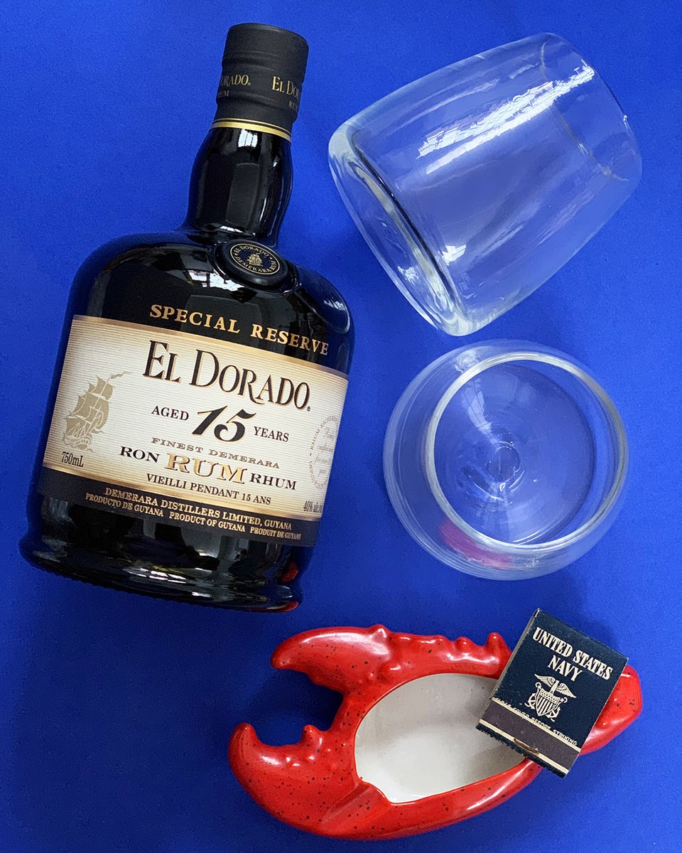 SirJacks's tweet image. Two #glasses, one bottle, endless stories. Let the pouring begin! 🥃🥃

tinyurl.com/2p9v6ep3

@ElDoradoRums #rum #rumtime #glassware #glass #rhum #rumdiaries #rumlover  #rumlife #barware