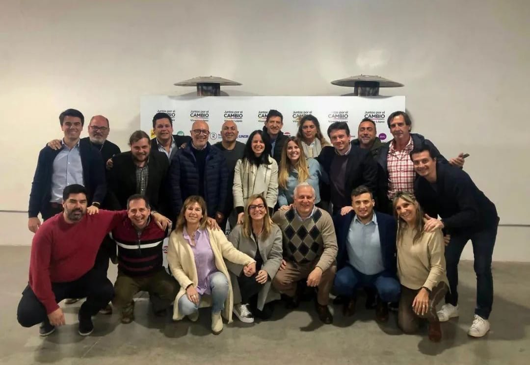 Este domingo en Vicente López es con <a href="/soledadmartinez/">Sole Martinez</a> .

Sigamos defendiendo la libertad
Sigamos eligiendo Vicente López 

<a href="/JuntosVL/">Juntos por el Cambio VL</a>
<a href="/AvanzaLibertad_/">Avanza Libertad</a>
<a href="/masvozOK/">+VOZ</a>

#Liberales #VicenteLopez