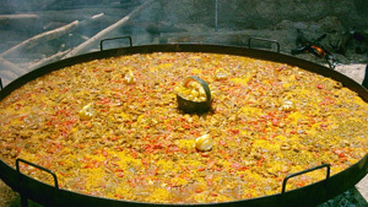 AytoPinto's tweet photo. 📌Agenda de Fiestas 11 de agosto:

9,00h Día del Mayor: porras con chocolate, bingo y chinchón en el Parque Egido

11,00h Yincana de peñas en el Parque Egido

14,30h Paella popular en el Parque Egido

19,00 Día del Mayor: billar y dominó en el Centro Santa Rosa

1/2
Sigue👇👇 https://t.co/Xp1Vje8ziA