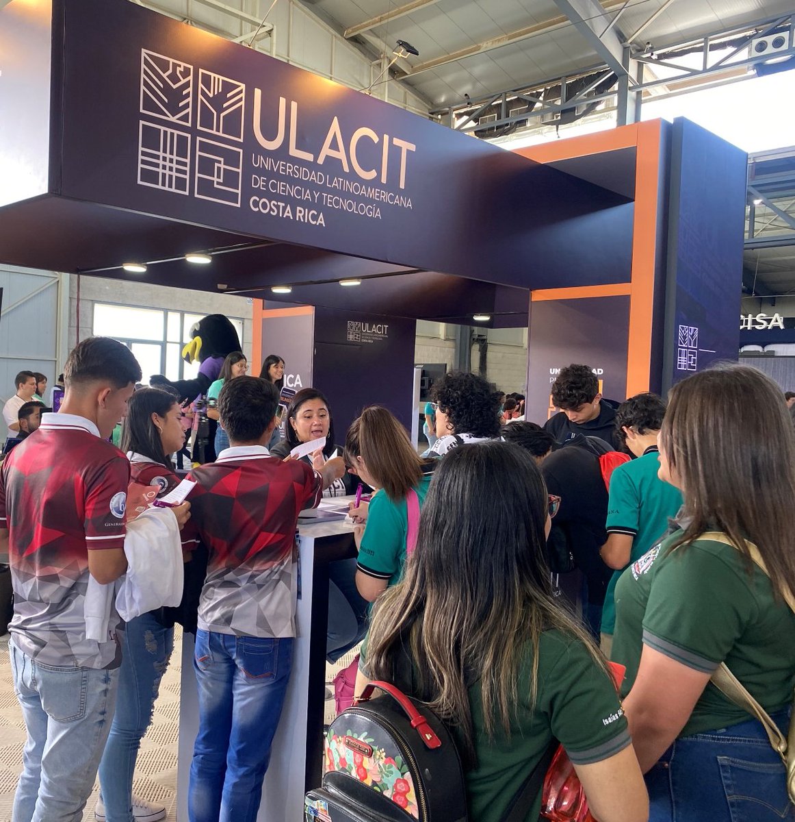 ulacitcostarica's tweet photo. @ExpoUCostaRica Fue genial compartir con ellos sobre nuestras carreras y estamos emocionados por ver sus sueños convertirse en realidad en nuestras aulas.
¡Los esperamos!
#ExpoU #ULACIT #Futuro #1SoloHayUna https://t.co/5j5XLm5PMM