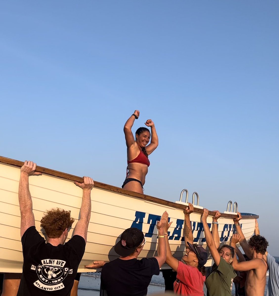 Our women’s competition team ended their season fourth place overall at the @vcbpofficial_ Bill Howarth Lifeguard Invitational. Julianna Granese placed 🥇 in the singles row while our surf dash team of Lilly Malone, Chloe Malone, Christina Cohen and Sarah Ghazaz came in fourth.